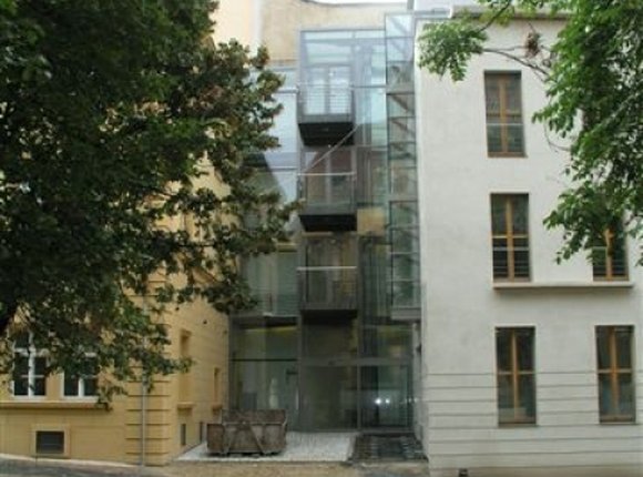 Revitalisation and completion of the complex Na Rybníčku, Prague 2