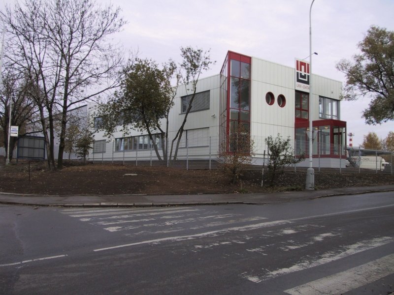 Logistics centre Uni-Data