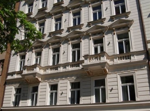 Apartment Building in Rošických Street