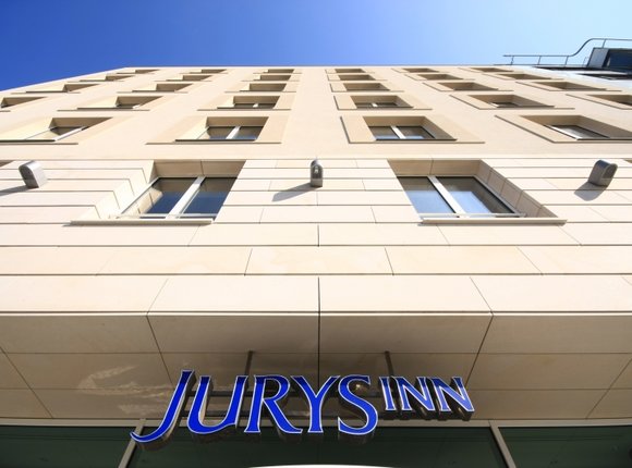 Hotel JURYS INN