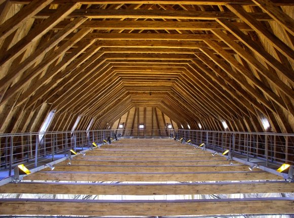 Built-in structure and addition to the church of St. Anna, Prague 1