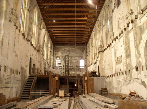 Built-in structure and addition to the church of St. Anna, Prague 1