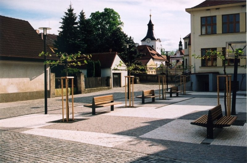 Landscaping of Dobřichovice School Building Grounds